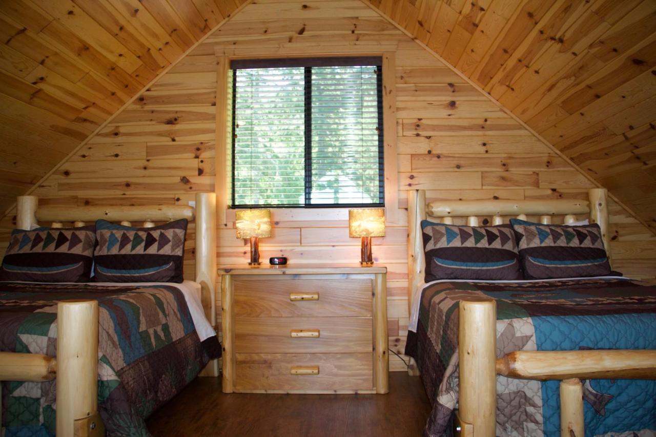 Brown'S Bay Resort Campbell River Exterior foto