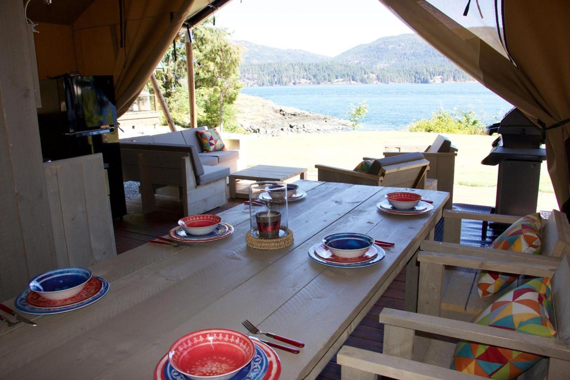 Brown'S Bay Resort Campbell River Habitación foto