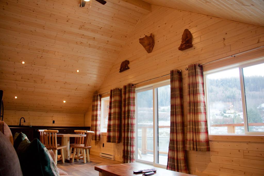 Brown'S Bay Resort Campbell River Habitación foto